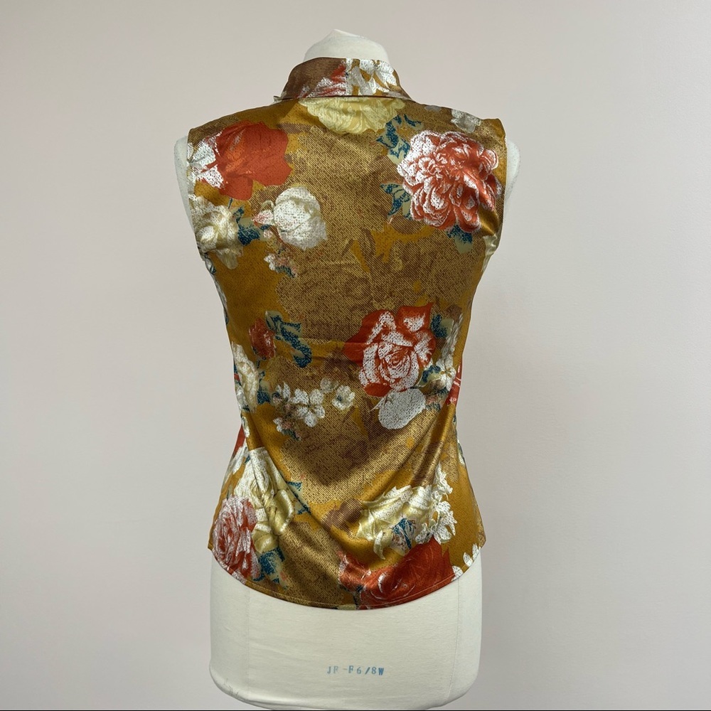 Tahari Floral Print Sleeveless Blouse in Graphic Peony - Picture 6 of 9